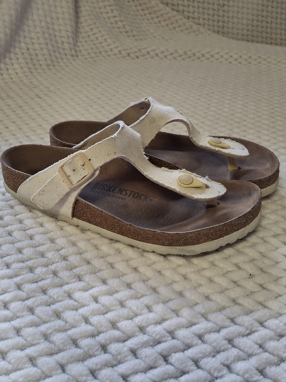 Birkenstock Women’s White Canvas Gizeh Thong Sandals
